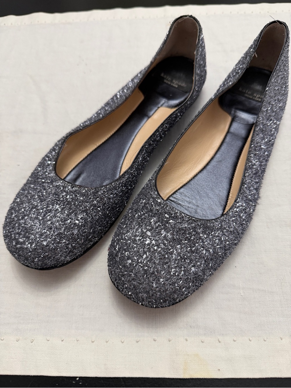 KATE SPADE FONTANA GLITTER BALLET FLATS SZ 7